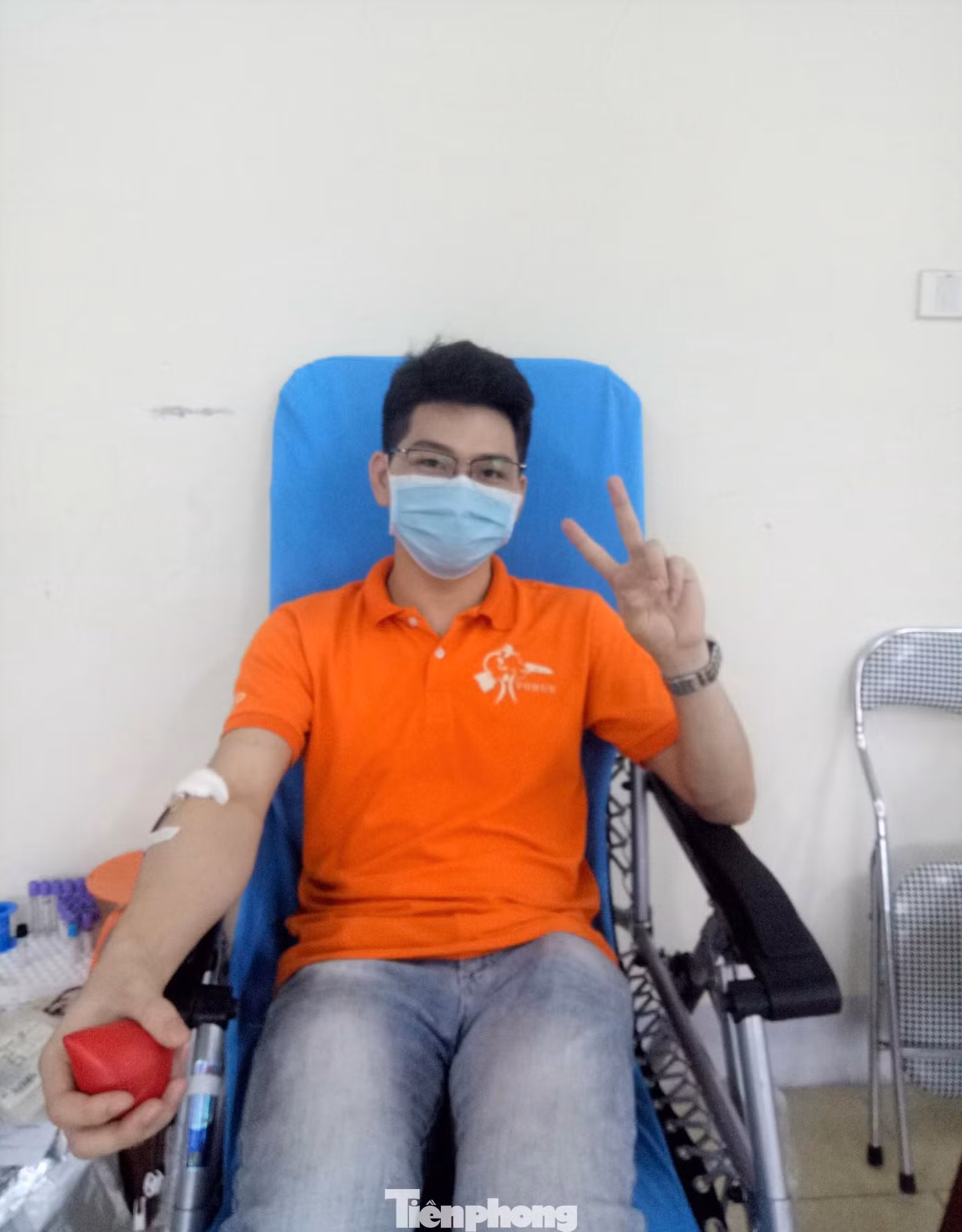 Khang tích cực tham gia các hoạt động hiến máu tình nguyện.