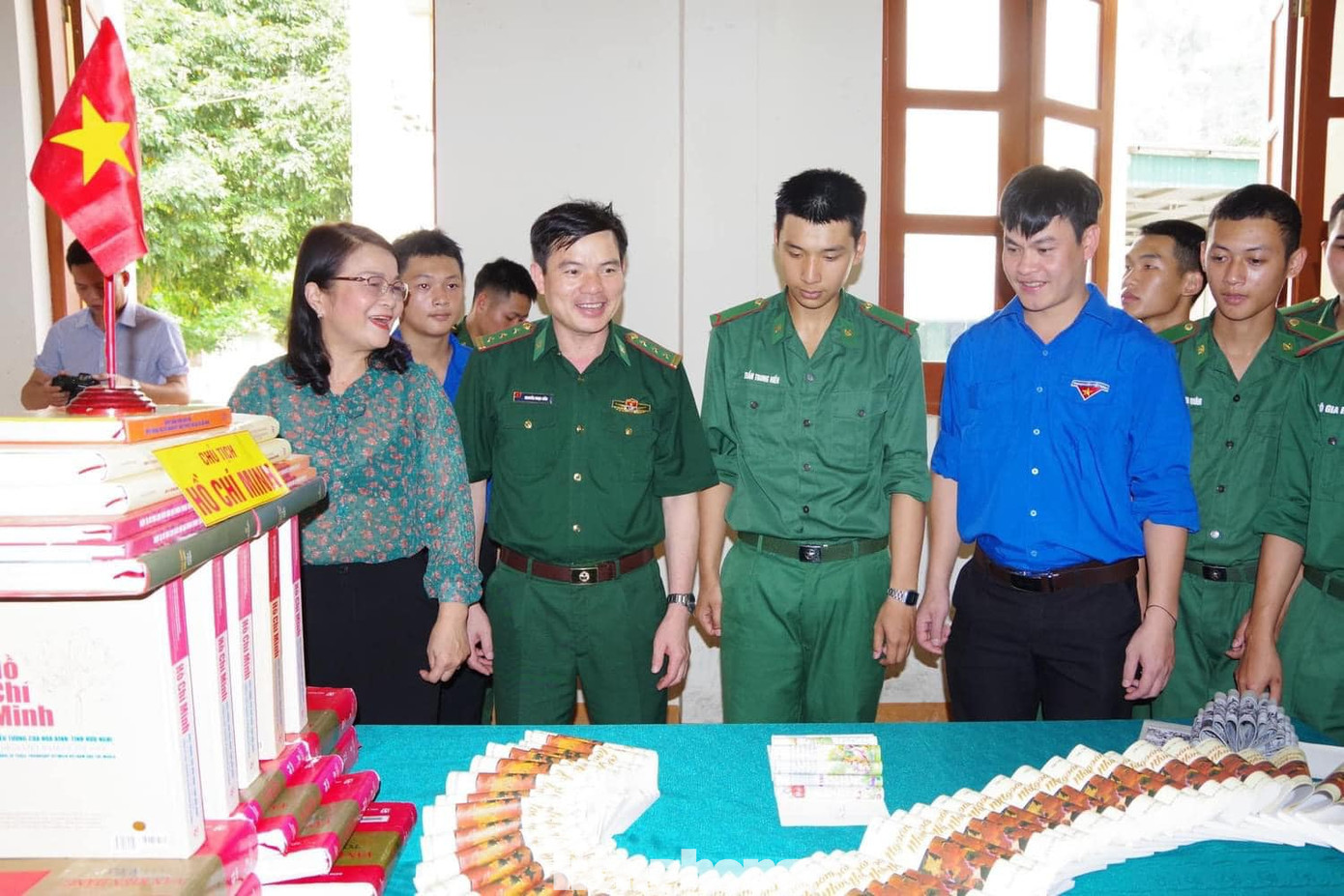 Đây là dịp để cán bộ, chiến sĩ có điều kiện được tiếp thu những kiến thức bổ ích về sách và văn hóa đọc; lan toả tinh thần đọc sách, góp phần nâng cao kiến thức, kỹ năng để học tập rèn luyện và hoàn thành tốt nhiệm vụ được giao.