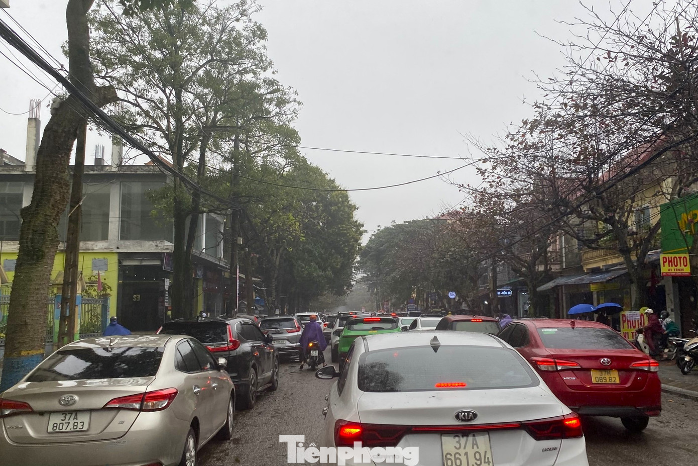 Theo Phòng Cảnh sát giao thông, Công an tỉnh Nghệ An, năm 2024, số ô tô được đăng ký mới trên địa bàn tỉnh là hơn 18.000 xe, tăng gần 3.000 chiếc so với năm 2023. Riêng tháng 1/2025, toàn tỉnh có 1.961 xe ô tô đăng ký mới. Con số này tăng 36,3% so với cùng kỳ năm 2024, lọt top 3 cả nước mua nhiều ô tô, chỉ sau TP. Hồ Chí Minh và Hà Nội.