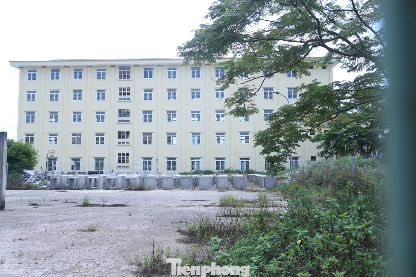 Năm học 2022-2023, Trường Cao đẳng Văn hóa nghệ thuật Nghệ An đã tuyển sinh hơn 350 sinh viên các hệ trung cấp và cao đẳng. Sinh viên nhiều nên trường đang thiếu phòng học. Hơn nữa, đặc thù của việc dạy các môn nghệ thuật cần nhiều phòng học vì phải chia nhỏ sinh viên. Hiện nhà trường đang tìm cách bố trí phòng học. Năm học 2022-2023, Trường Cao đẳng Văn hóa nghệ thuật Nghệ An đã tuyển sinh hơn 350 sinh viên các hệ trung cấp và cao đẳng. Sinh viên nhiều nên trường đang thiếu phòng học. Hơn nữa, đặc thù của việc dạy các môn nghệ thuật cần nhiều phòng học vì phải chia nhỏ sinh viên. Hiện nhà trường đang tìm cách bố trí phòng học.