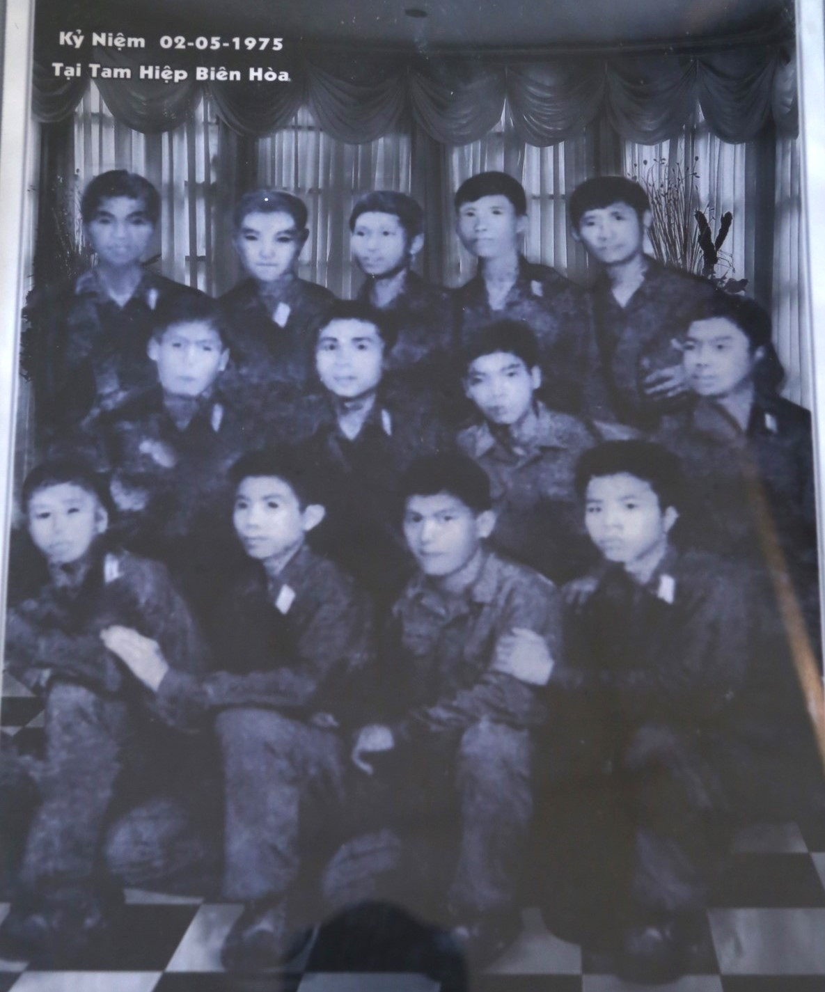 Bức ảnh ông Độ chụp cùng đồng đội tại Tam Hiệp, Biên Hòa. Ảnh: Thu Hiền Bức ảnh ông Độ chụp cùng đồng đội tại Tam Hiệp, Biên Hòa. Ảnh: Thu Hiền