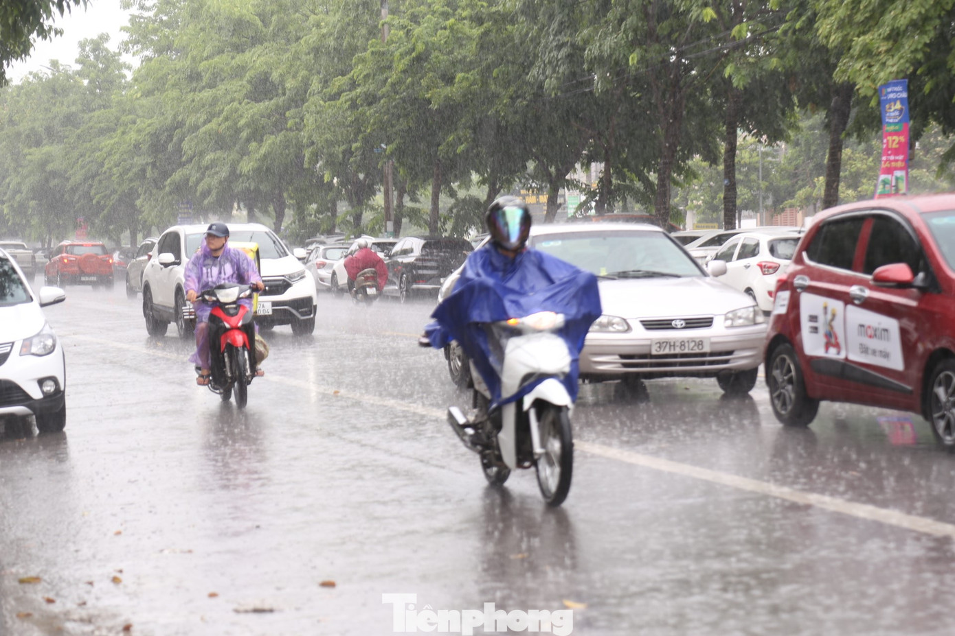 Lượng mưa khá lớn Lượng mưa khá lớn