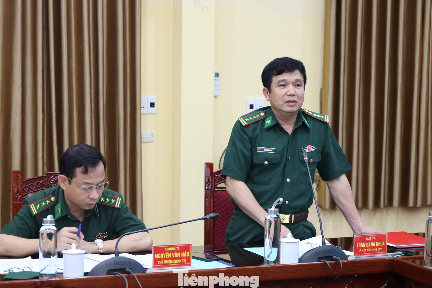 Đại diện Bộ đội Biên phòng tỉnh Nghệ An phát biểu tại hội nghị Đại diện Bộ đội Biên phòng tỉnh Nghệ An phát biểu tại hội nghị