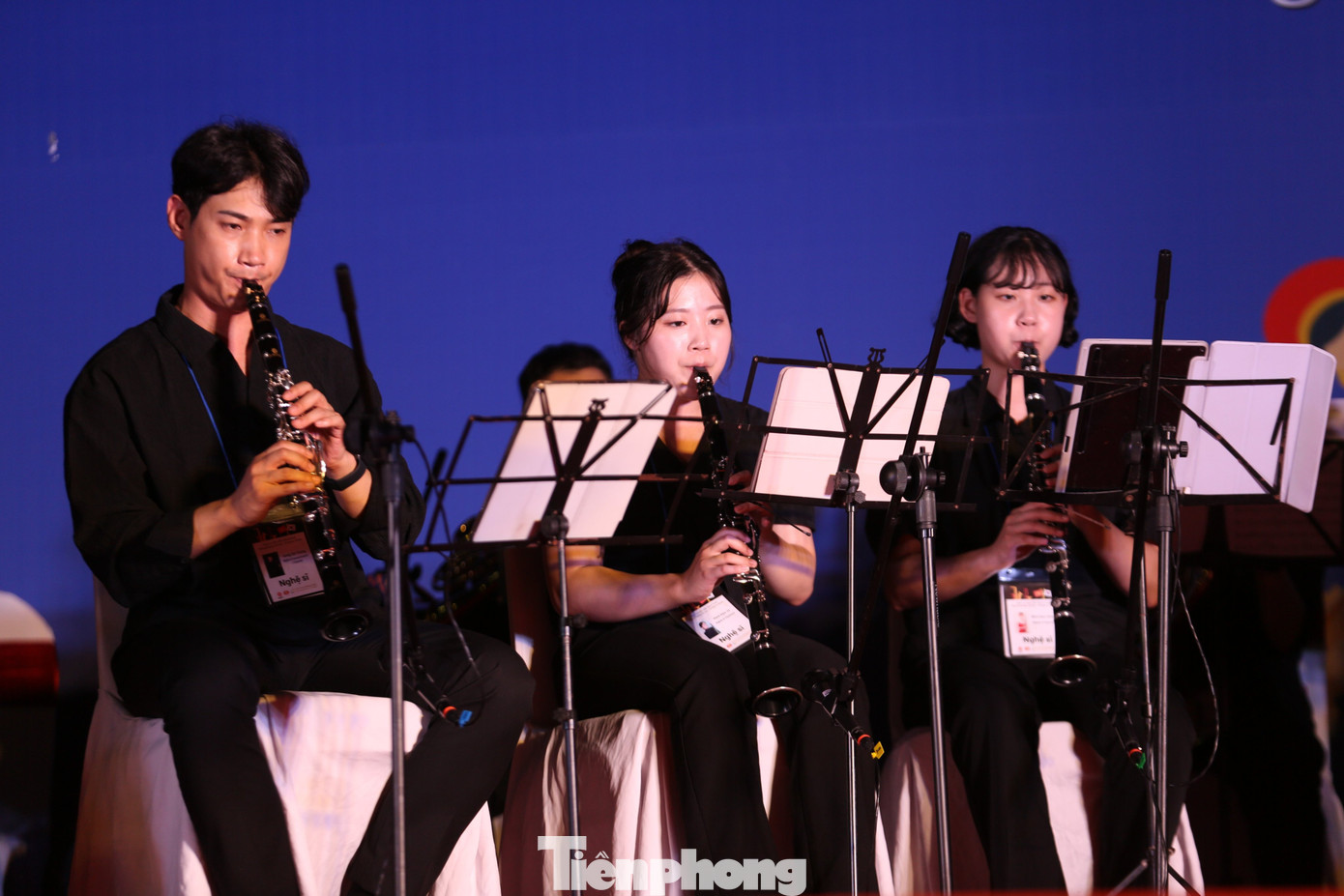 Các nghệ sĩ kèn Ô-boa của dàn nhạc Viện Biểu diễn nghệ thuật châu Á.