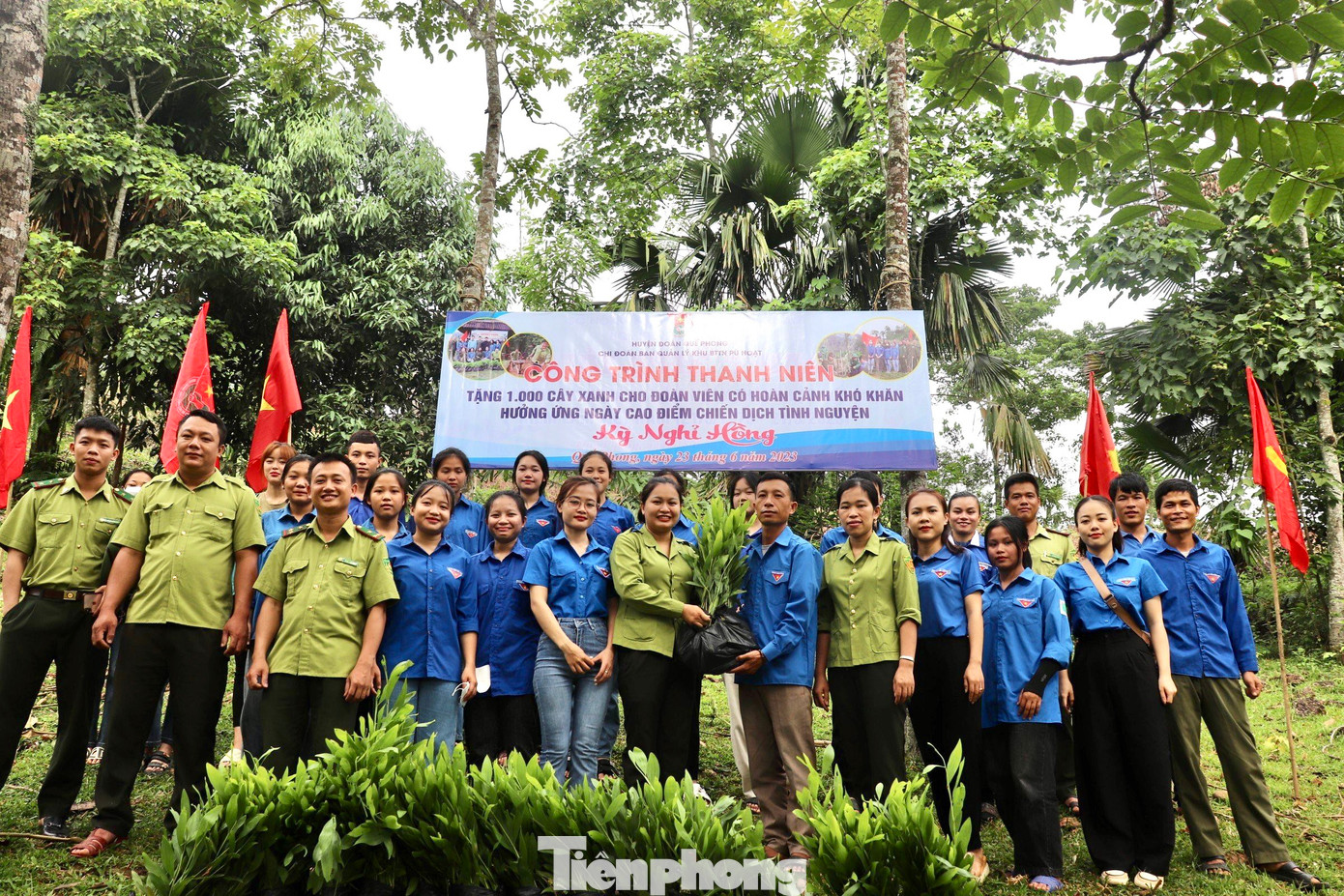 Chiến dịch tình nguyện Kỳ nghỉ hồng là một trong 5 chương trình trọng tâm của chiến dịch thanh niên tình nguyện Hè hàng năm của các cấp bộ Đoàn. Trong đó lực lượng nòng cốt là thanh niên, công nhân, công chức, viên chức, doanh nhân trẻ.