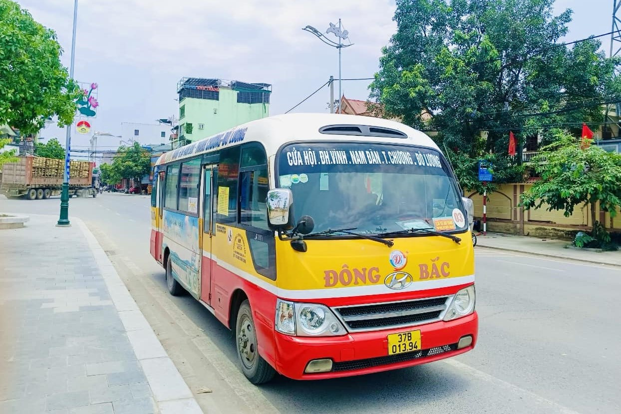 Theo kế hoạch, từ năm 2025, 100% xe buýt thay thế, đầu tư mới ở Nghệ An sử dụng điện, năng lượng xanh Theo kế hoạch, từ năm 2025, 100% xe buýt thay thế, đầu tư mới ở Nghệ An sử dụng điện, năng lượng xanh