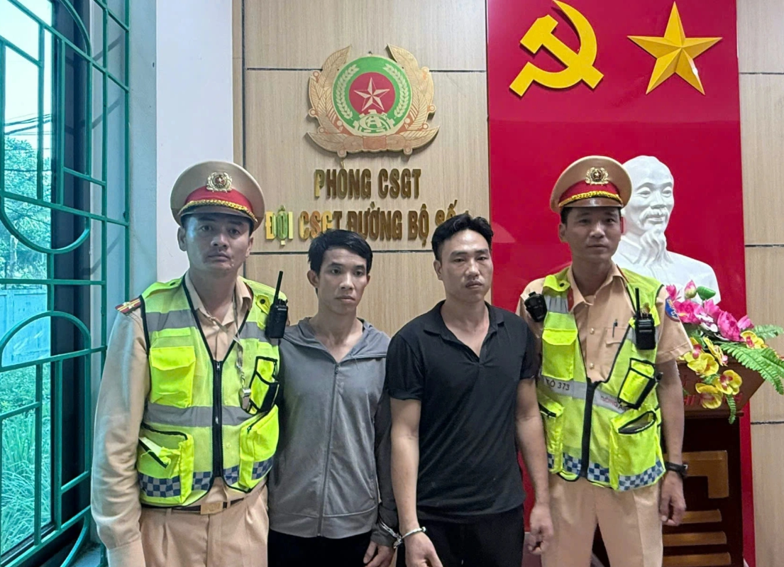 Hai đối tượng tại cơ quan Công an