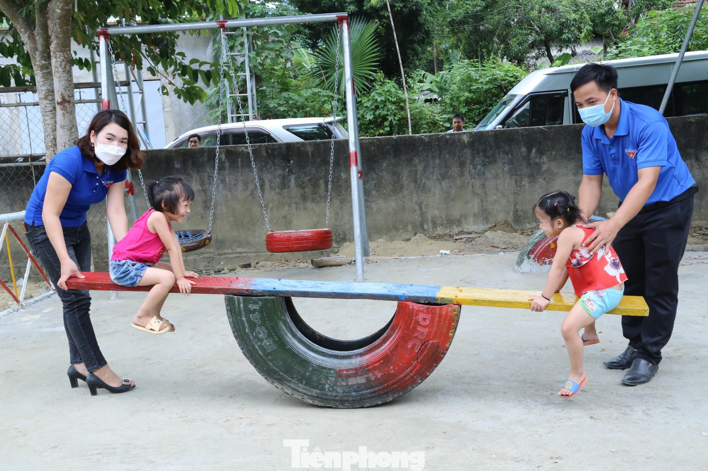 Ban Thường vụ Tỉnh đoàn Nghệ An chỉ đạo 100% huyện, thị, Thành đoàn hưởng ứng ngày cao điểm của chiến dịch tình nguyện Hoa phượng đỏ. Đây là một điểm nhấn quan trọng trong tổng thể chiến dịch Thanh niên tình nguyện Hè 2021 của Tỉnh đoàn Nghệ An góp phần cùng các tỉnh, thành đoàn trên cả nước tạo nên dấu ấn mới của chiến dịch tình nguyện Hoa phượng đỏ trong đoàn viên, thanh niên các trường THPT, TT GDNN-GDTX.