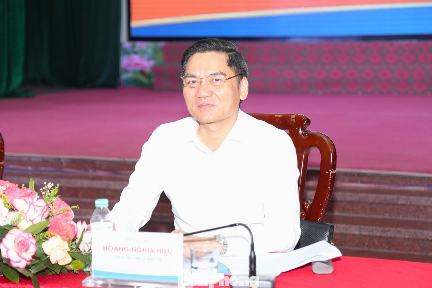 Ông Hoàng Nghĩa Hiếu, Phó Bí thư Tỉnh uỷ Nghệ An phát biểu chào mừng diễn đàn. Ông Hoàng Nghĩa Hiếu, Phó Bí thư Tỉnh uỷ Nghệ An phát biểu chào mừng diễn đàn.