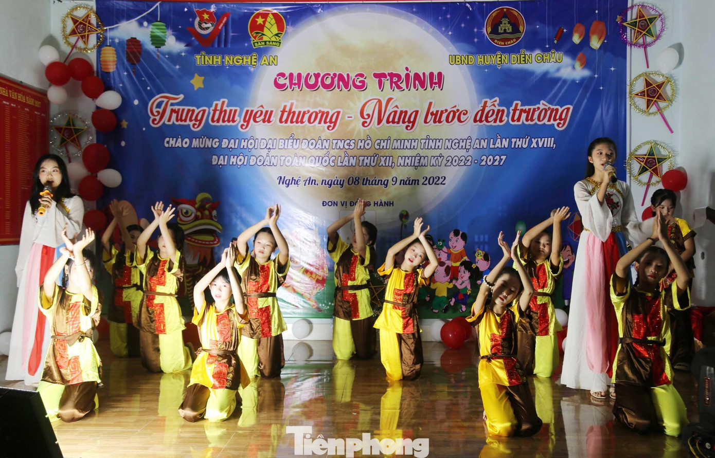 Thời gian qua, các cấp bộ Đoàn trong toàn tỉnh Nghệ An đã có nhiều hoạt động cụ thể, ý nghĩa nhằm bảo vệ, chăm sóc, giáo dục thiếu niên, nhi đồng; luôn coi công tác bồi dưỡng, giáo dục thiếu nhi là việc làm cần thiết, quan trọng để hướng tới tương lai tốt đẹp của nước nhà.