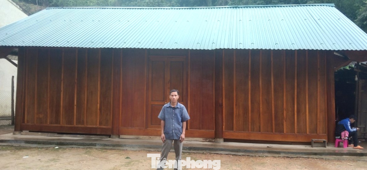 Căn nhà mới thay thế căn nhà tranh dột nát cho hộ nghèo ở xã Tam Hợp, huyện Tương Dương. Căn nhà mới thay thế căn nhà tranh dột nát cho hộ nghèo ở xã Tam Hợp, huyện Tương Dương.