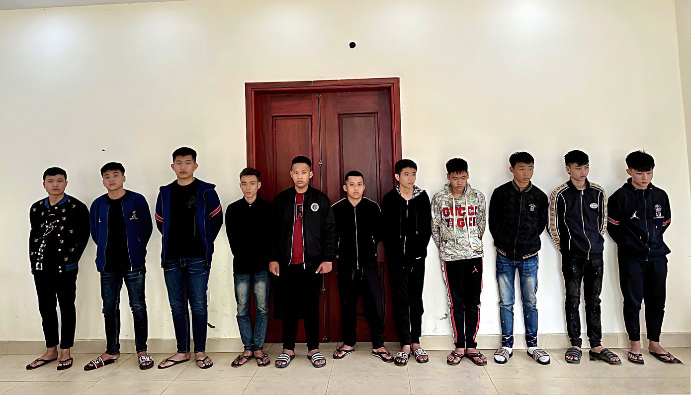 Nhóm thanh thiếu niên bị bắt giữ