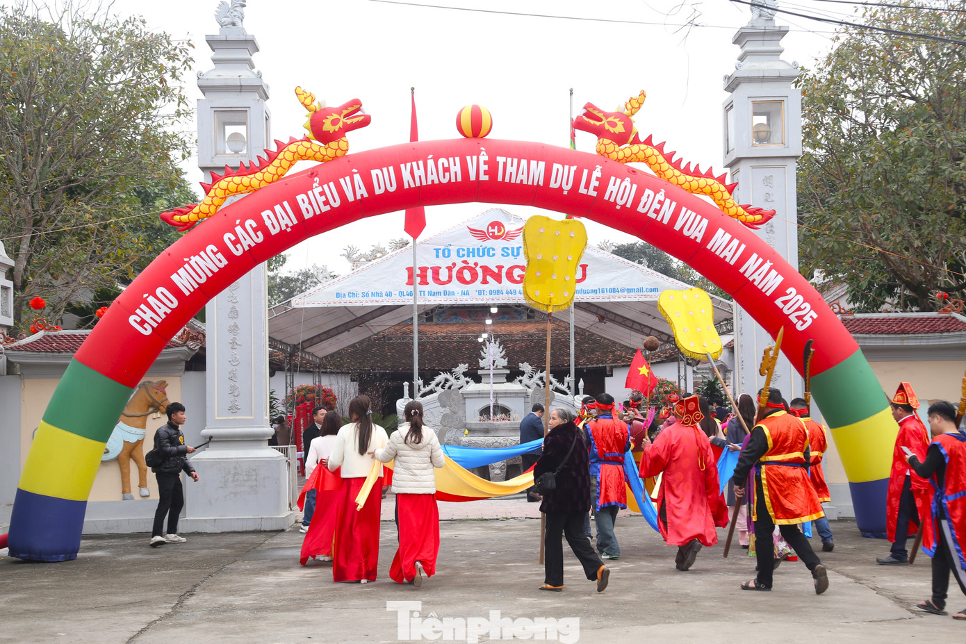 Lễ rước nước vua Mai có từ lâu đời, mang theo ý nghĩa khơi trong gạn đục, tẩy trần, cầu mong lễ hội viên mãn và người nông dân mùa màng bội thu. Trải qua thăng trầm lịch sử, lễ rước nước bị mai một. Năm 2015, lễ rước được khôi phục, trở thành một phần nghi lễ không thể thiếu trong lễ hội vua Mai - mở đầu cho hoạt động lễ hội trong năm của tỉnh Nghệ An. Lễ rước nước vua Mai có từ lâu đời, mang theo ý nghĩa khơi trong gạn đục, tẩy trần, cầu mong lễ hội viên mãn và người nông dân mùa màng bội thu. Trải qua thăng trầm lịch sử, lễ rước nước bị mai một. Năm 2015, lễ rước được khôi phục, trở thành một phần nghi lễ không thể thiếu trong lễ hội vua Mai - mở đầu cho hoạt động lễ hội trong năm của tỉnh Nghệ An.