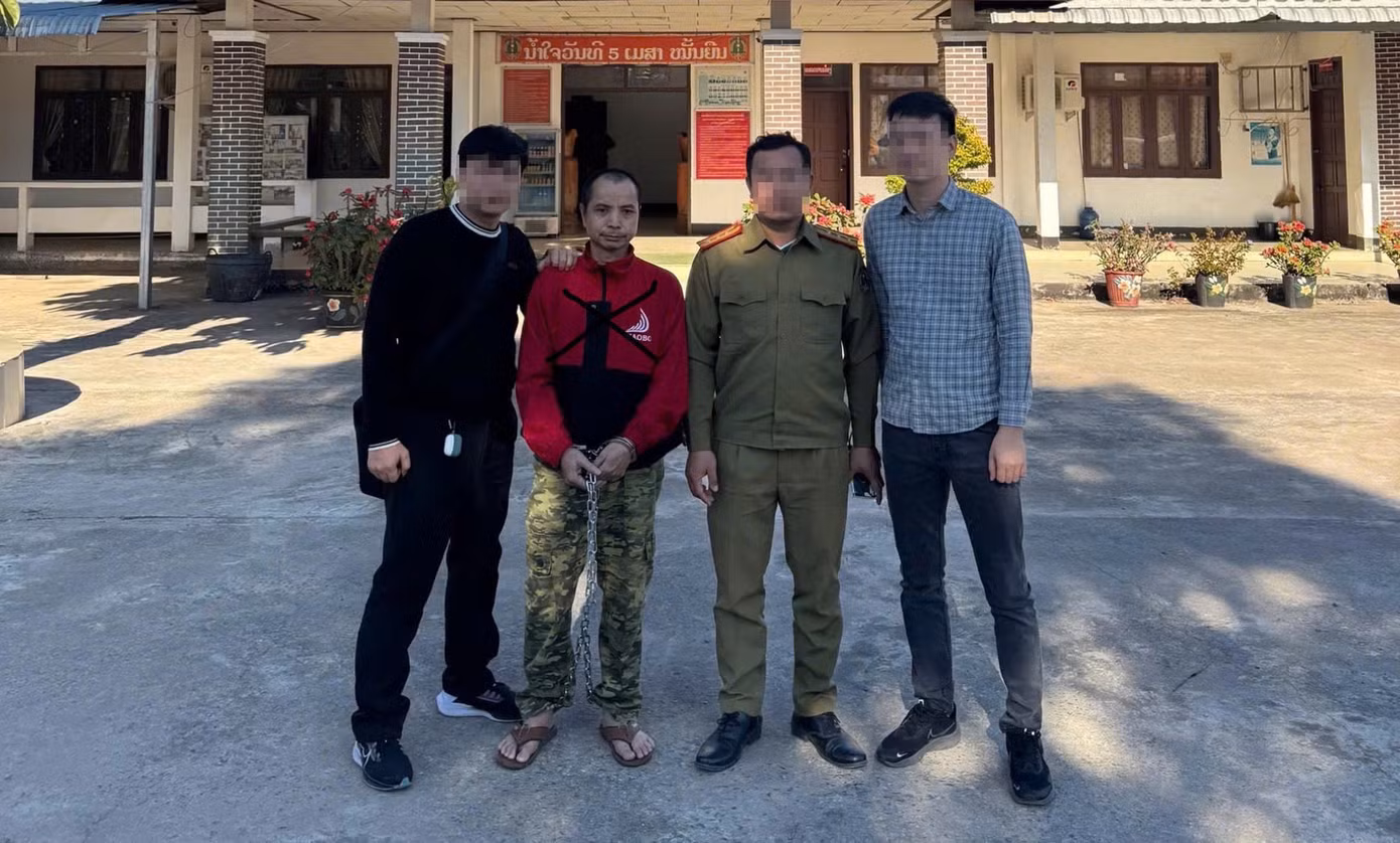 Đối tượng (X) được dẫn giải từ Lào về Nghệ An