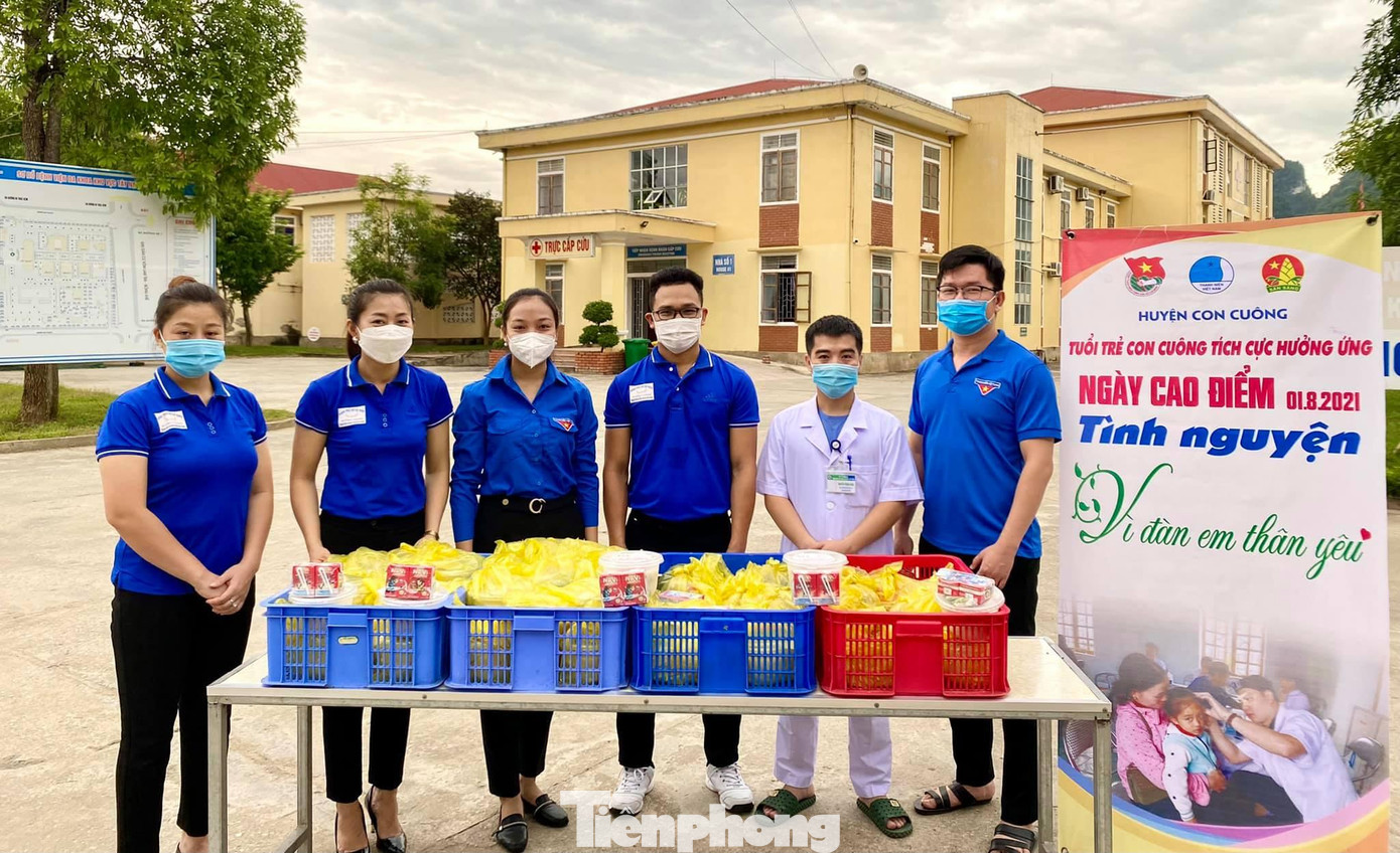 Bệnh viện Đa khoa Khu vực Tây Nam Nghệ An đang điều trị cho các em nhỏ mắc bệnh đường hô hấp, đường ruột, thiếu máu huyết tán,… Bệnh viện Đa khoa Khu vực Tây Nam Nghệ An đang điều trị cho các em nhỏ mắc bệnh đường hô hấp, đường ruột, thiếu máu huyết tán,…