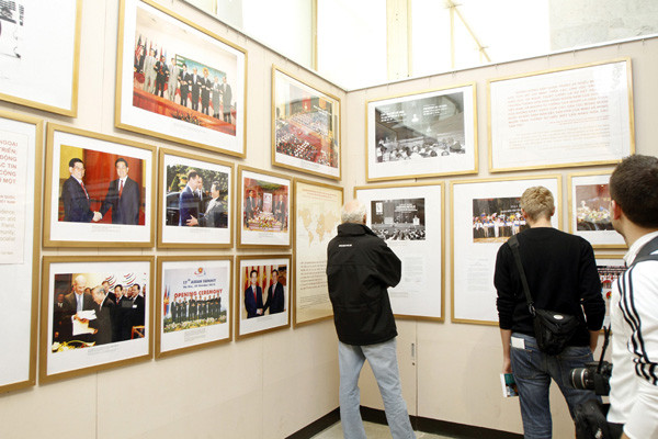 Triển lãm đã thu hút được bàn bè quốc tế