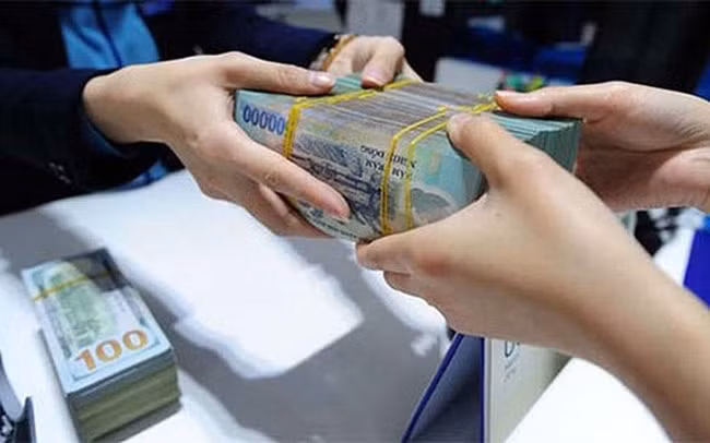 Cuộc đua lãi suất tiết kiệm từ các ngân hàng. Cuộc đua lãi suất tiết kiệm từ các ngân hàng.