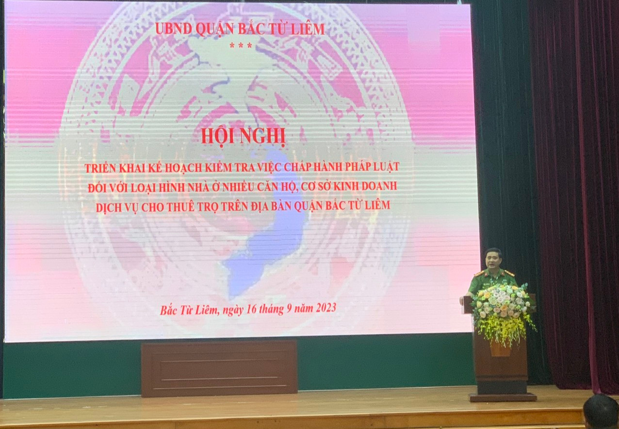 Đại tá Lê Đức Hùng, Trưởng Công an quận Bắc Từ Liêm. Đại tá Lê Đức Hùng, Trưởng Công an quận Bắc Từ Liêm.