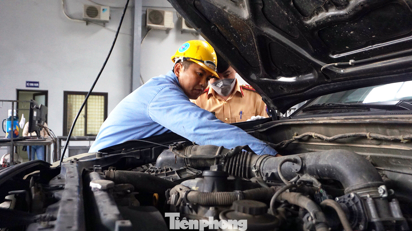 Quy trình đăng kiểm ô tô. Ảnh: Thanh Hà