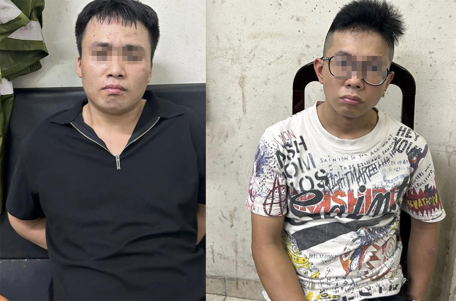 Hai đối tượng tại cơ quan công an. Hai đối tượng tại cơ quan công an.