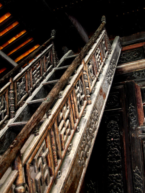 Lan can là những hình chữ Thọ, Phúc làm công phu