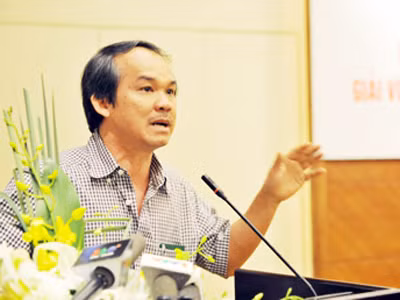 Không phải ai cũng có tâm huyết và mạo hiểm làm bóng đá như bầu Đức