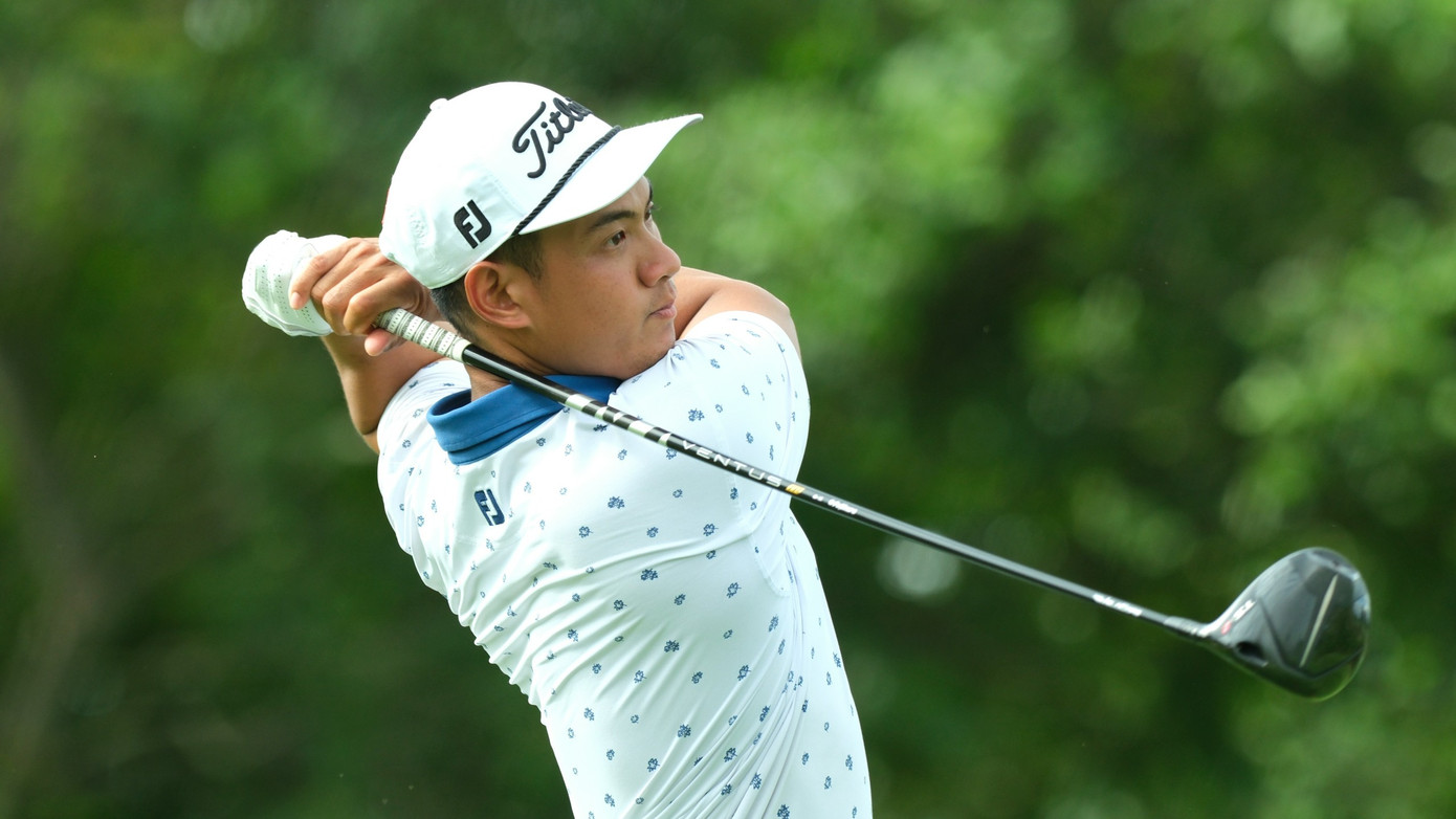 Golfer Trương Chí Quân.