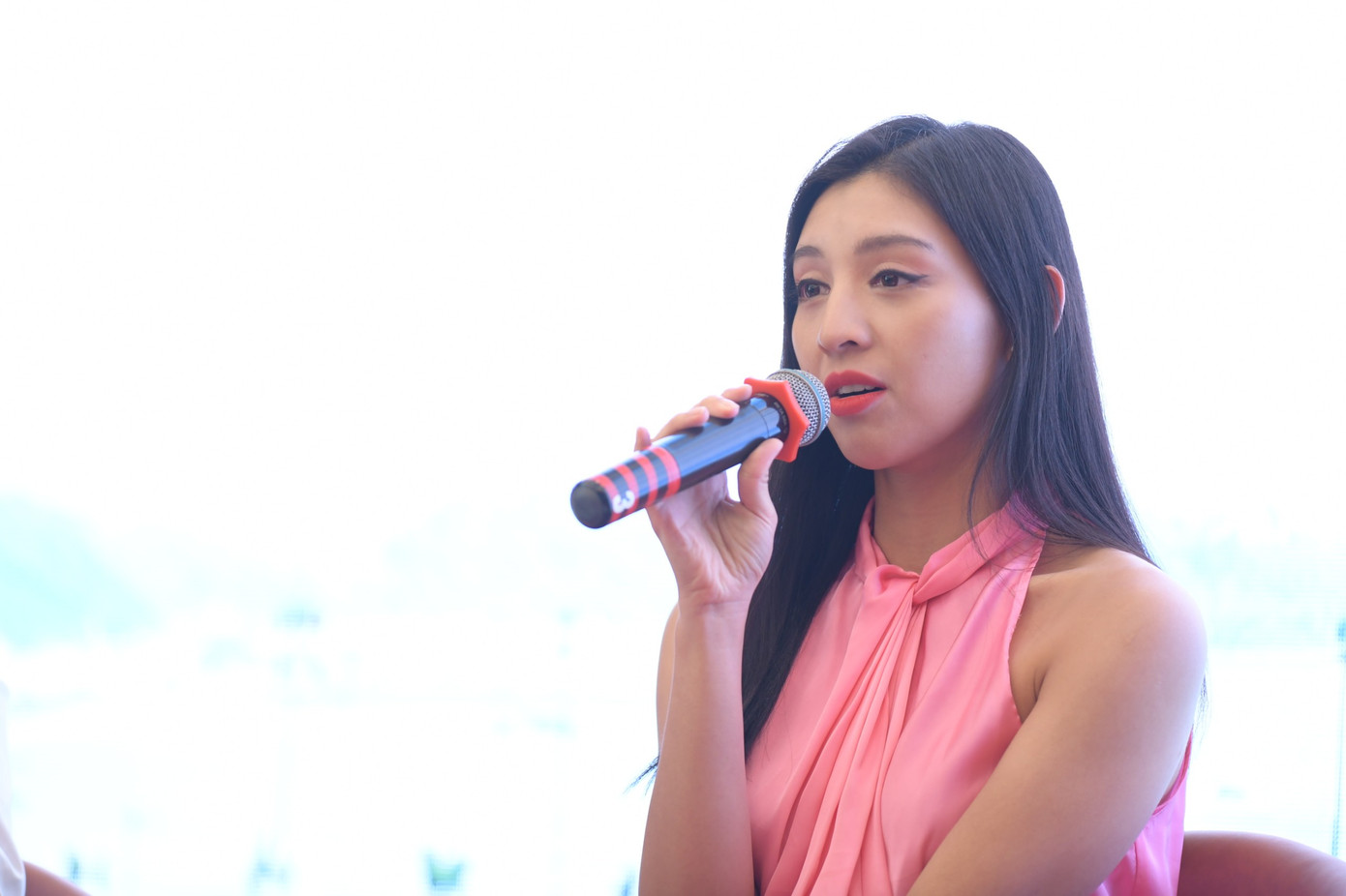 Hoa khôi Miss Golf Lê Thanh Tú. Hoa khôi Miss Golf Lê Thanh Tú.