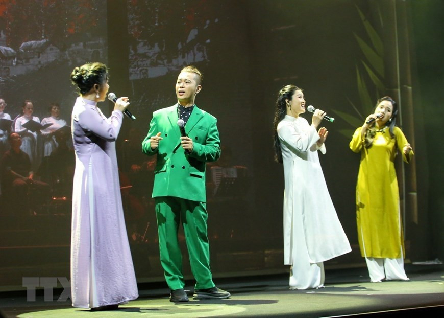 Chương trình nghệ thuật kỷ niệm 100 năm ngày sinh Nhạc sỹ Văn Cao ảnh 9 Chương trình nghệ thuật kỷ niệm 100 năm ngày sinh Nhạc sỹ Văn Cao ảnh 9