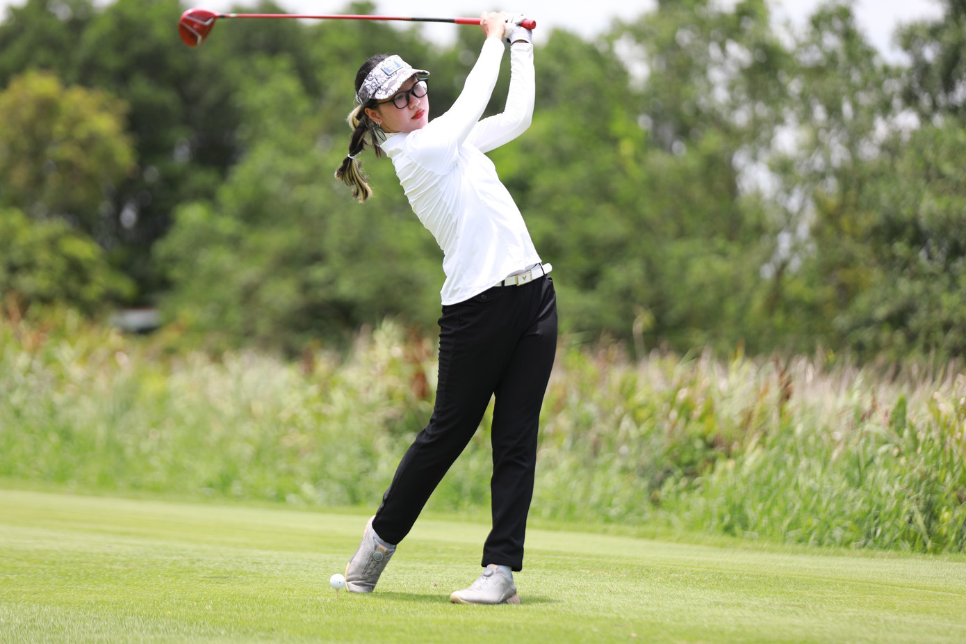 Golfer Phạm Thị Yến Vi.