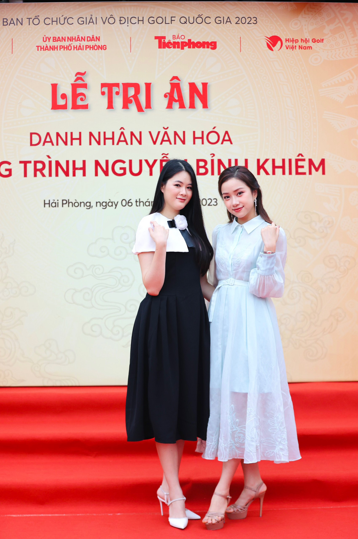 Ngày 6/8, Người đẹp Nhân ái Hoa hậu Việt Nam 2022 Ngọc Mai và Người đẹp Top 35 Hoa hậu Việt Nam 2022 Hoài Ngọc đồng hành cùng Ban tổ chức Giải Vô địch Golf Quốc gia năm 2023 - Cúp VinFast tại Lễ dâng hương và tri ân Danh nhân Văn hoá Trình Quốc công tại Khu Di tích Quốc gia đặc biệt đền thờ Trạng trình Nguyễn Bỉnh Khiêm (xã Lý Học, huyện Vĩnh Bảo, thành phố Hải Phòng).