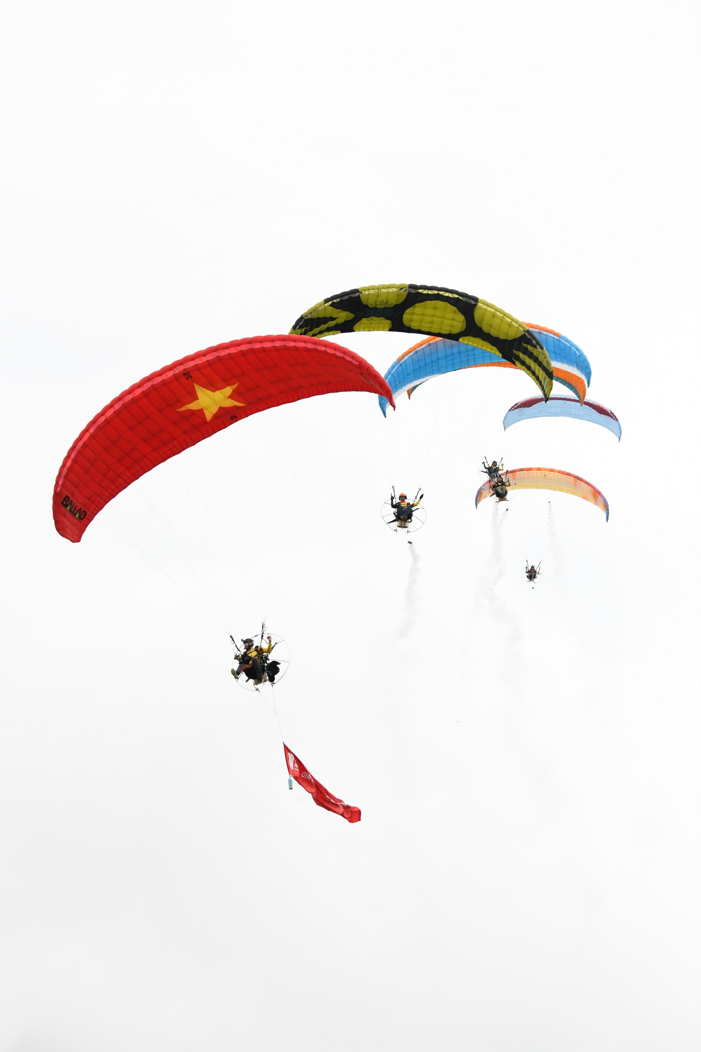 Trao cúp Vô địch Golf Quốc gia năm 2023 - Cúp VinFast ảnh 5 Trao cúp Vô địch Golf Quốc gia năm 2023 - Cúp VinFast ảnh 5