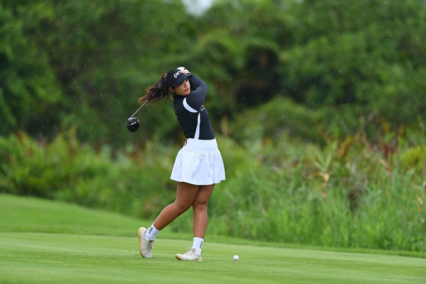 Golfer Nguyễn Thảo My tăng tốc.