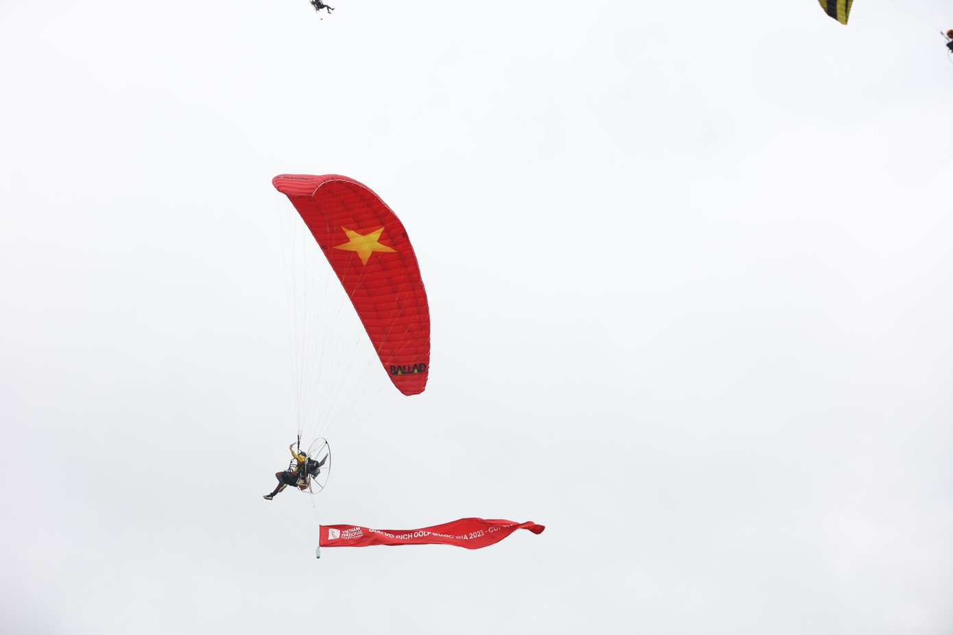 Trao cúp Vô địch Golf Quốc gia năm 2023 - Cúp VinFast ảnh 8 Trao cúp Vô địch Golf Quốc gia năm 2023 - Cúp VinFast ảnh 8