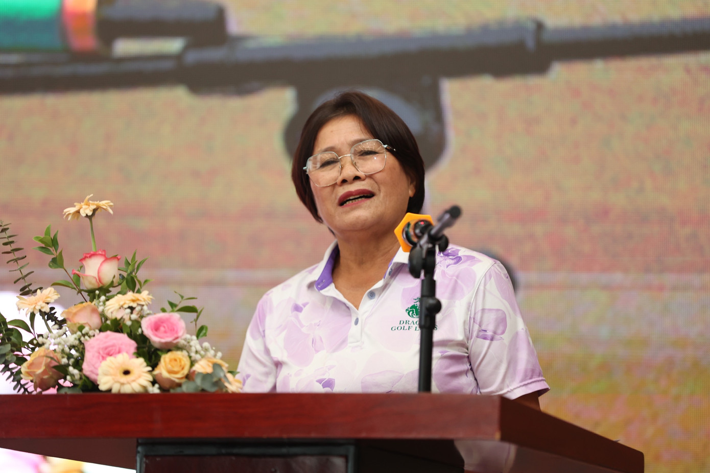 Bà Bùi Thị Hồng Thanh - Giám đốc Ban quản lý và vận hành sân Dragon Golf Links. Bà Bùi Thị Hồng Thanh - Giám đốc Ban quản lý và vận hành sân Dragon Golf Links.