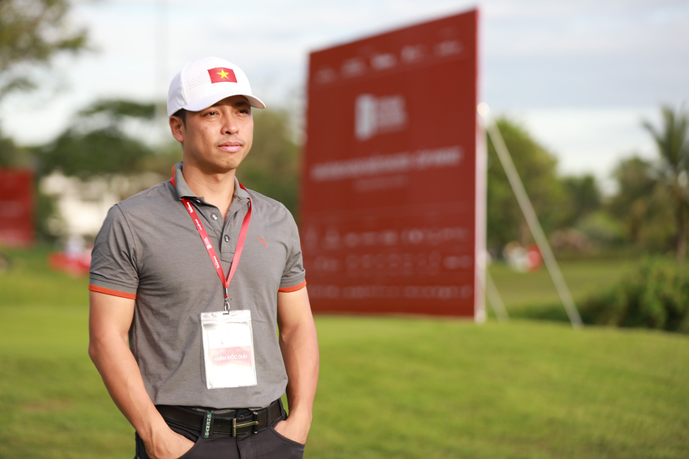 Ông Nguyễn Thái Dương - Phó Tổng Thư ký Hiệp hội Golf Việt Nam, Giám đốc giải. Ông Nguyễn Thái Dương - Phó Tổng Thư ký Hiệp hội Golf Việt Nam, Giám đốc giải.