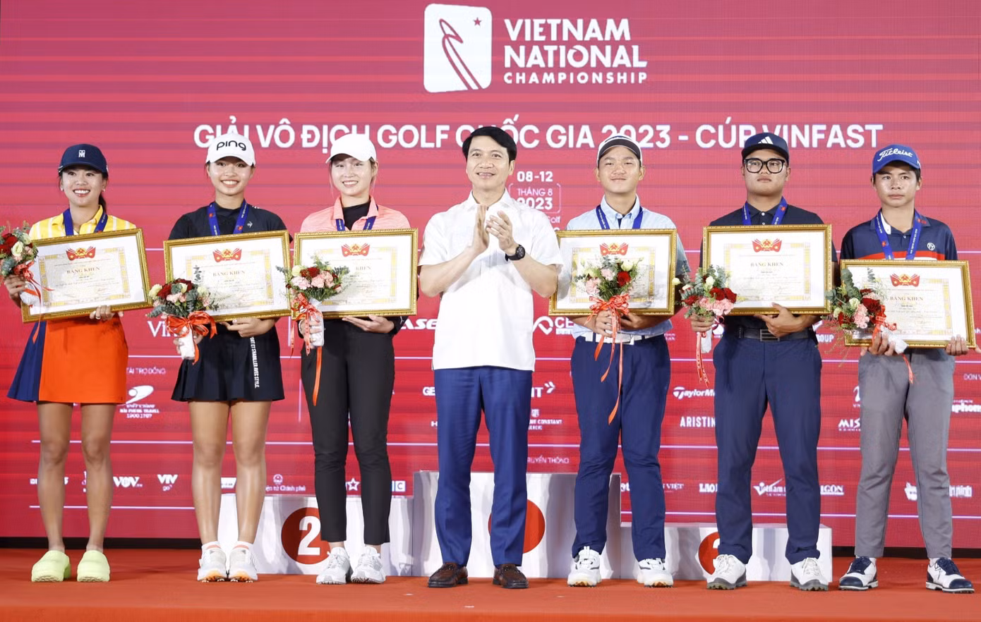 Golfer Lê Khắc Bình vô địch Giải VIP năm 2023 ảnh 1