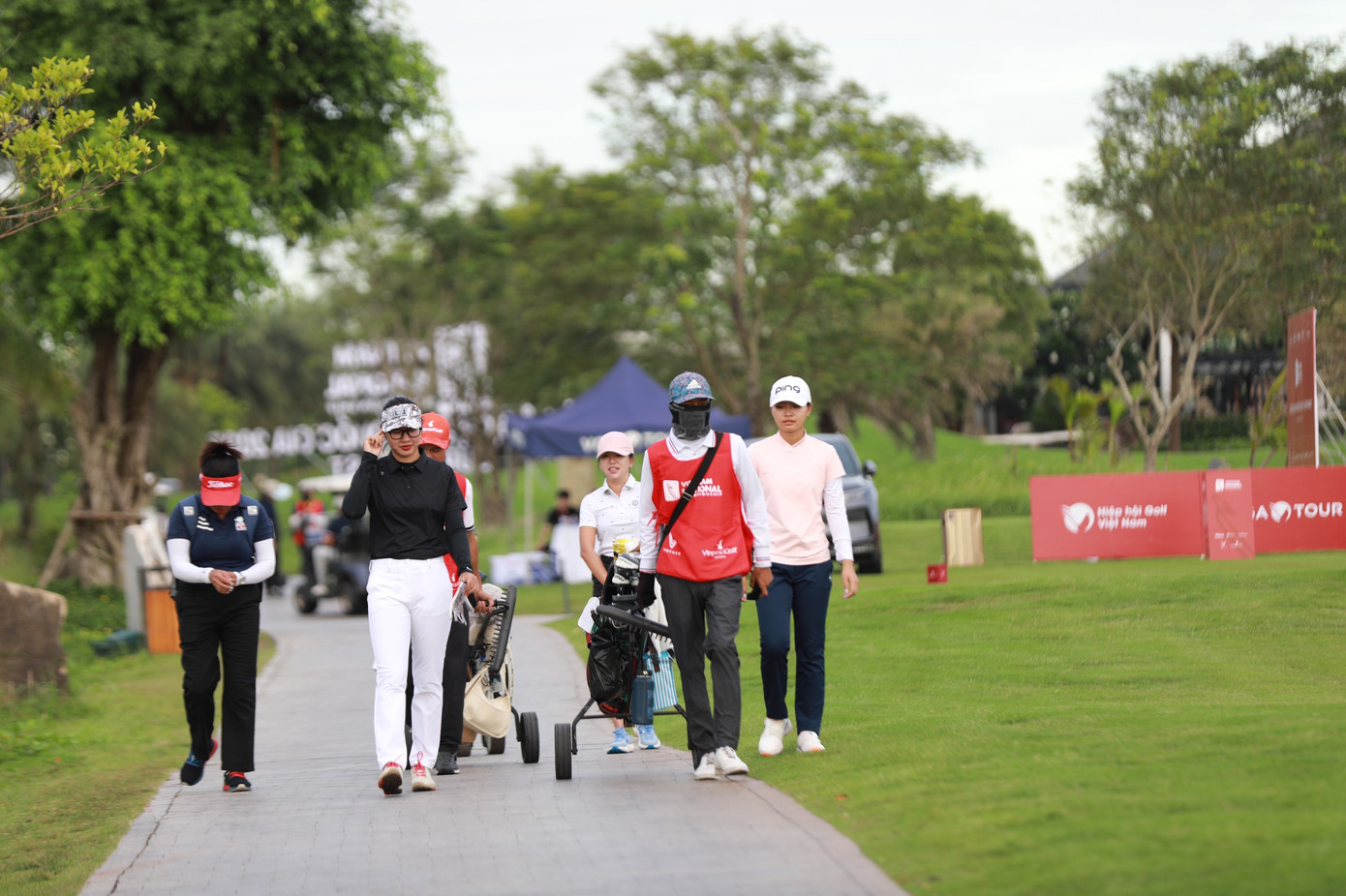 Golfer Nguyễn Nhất Long độc chiếm ngôi đầu sau ngày thi đấu thứ hai ảnh 29 Golfer Nguyễn Nhất Long độc chiếm ngôi đầu sau ngày thi đấu thứ hai ảnh 29