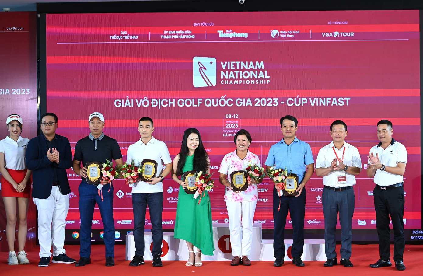 Trao cúp Vô địch Golf Quốc gia năm 2023 - Cúp VinFast ảnh 13 Trao cúp Vô địch Golf Quốc gia năm 2023 - Cúp VinFast ảnh 13