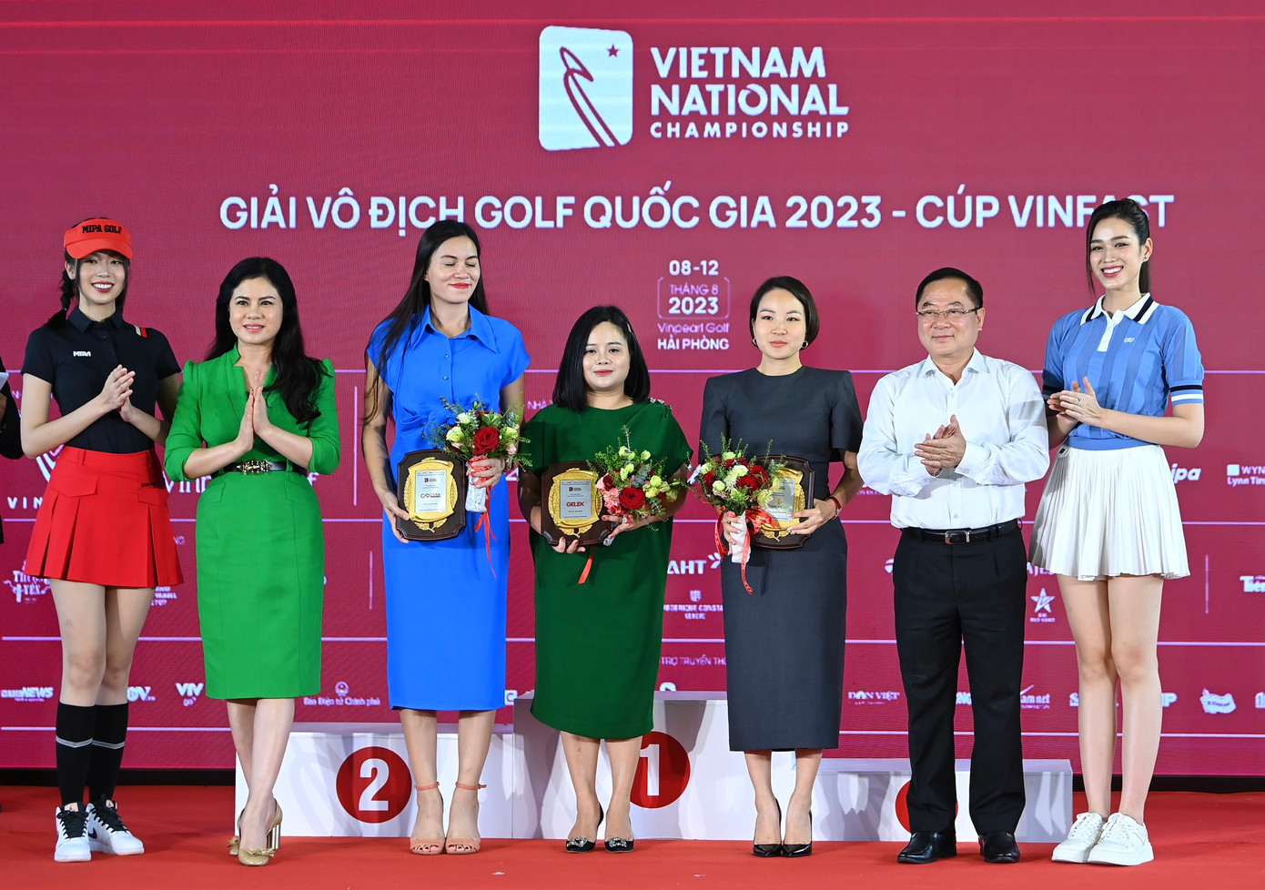 Trao cúp Vô địch Golf Quốc gia năm 2023 - Cúp VinFast ảnh 12 Trao cúp Vô địch Golf Quốc gia năm 2023 - Cúp VinFast ảnh 12