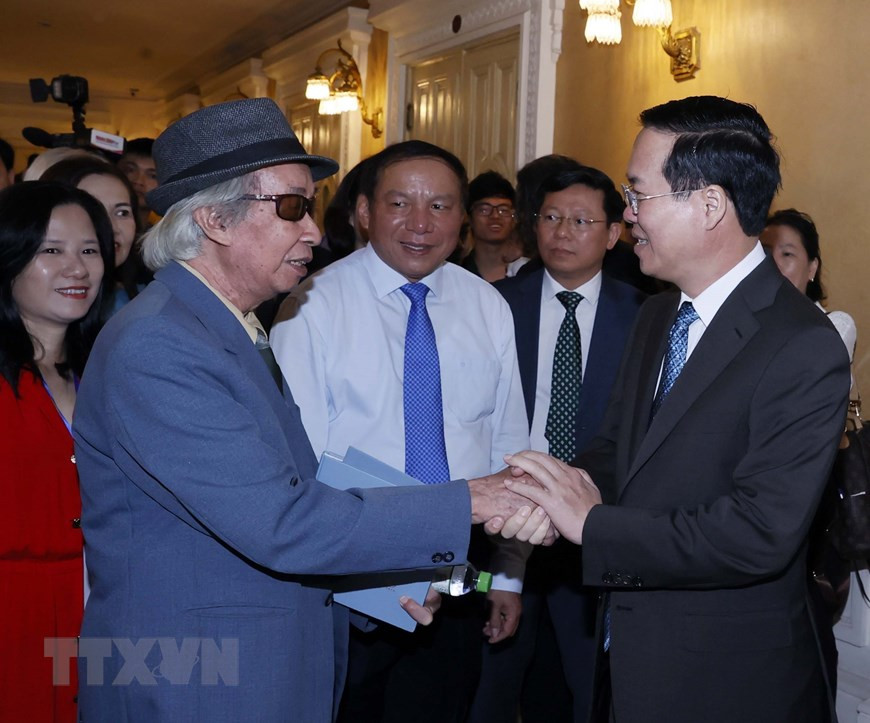 Chương trình nghệ thuật kỷ niệm 100 năm ngày sinh Nhạc sỹ Văn Cao ảnh 2 Chương trình nghệ thuật kỷ niệm 100 năm ngày sinh Nhạc sỹ Văn Cao ảnh 2