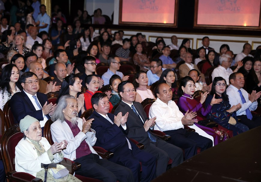 Chương trình nghệ thuật kỷ niệm 100 năm ngày sinh Nhạc sỹ Văn Cao ảnh 6 Chương trình nghệ thuật kỷ niệm 100 năm ngày sinh Nhạc sỹ Văn Cao ảnh 6