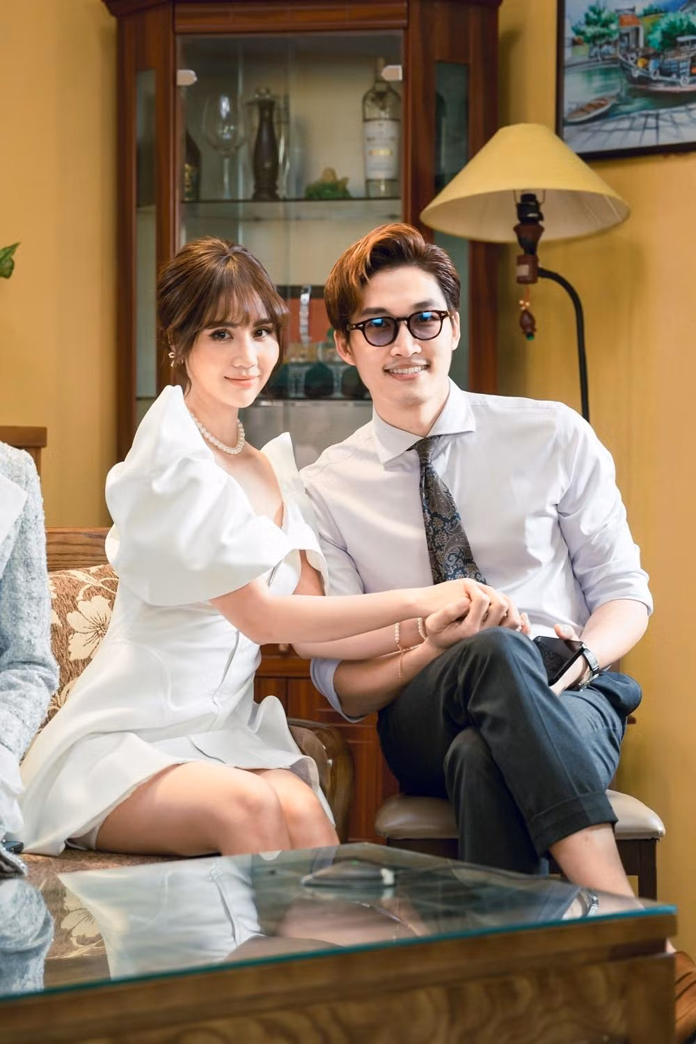 Huyền và Đình Tú trong "Thương ngày nắng về" Huyền và Đình Tú trong "Thương ngày nắng về"