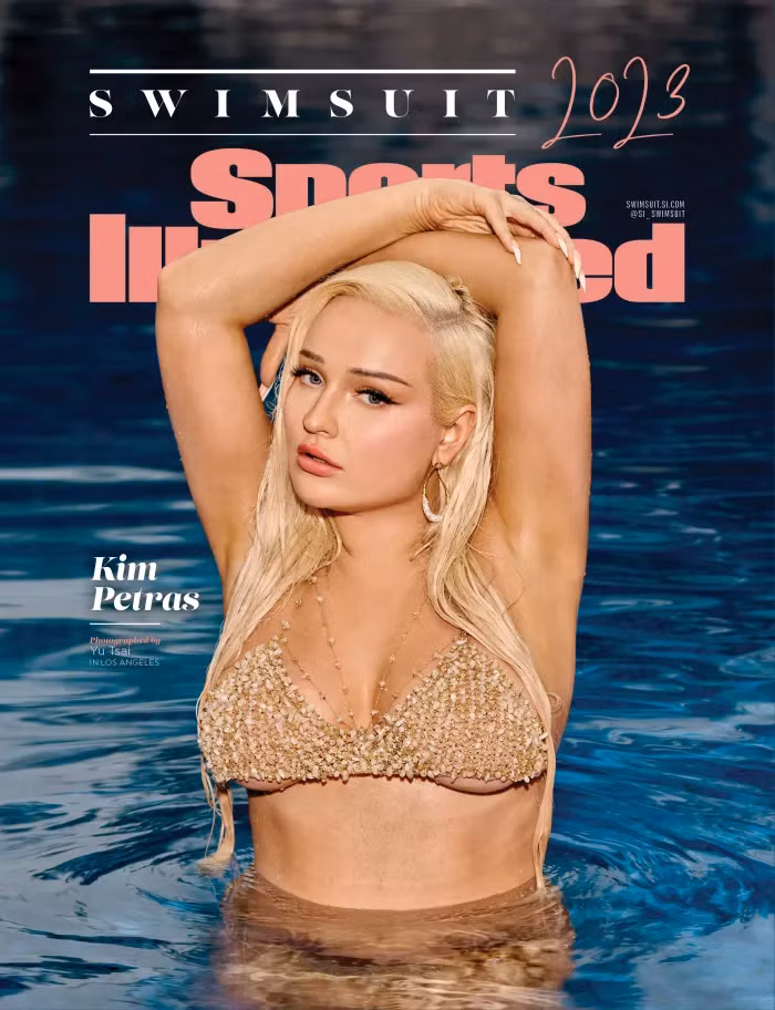 Kim Petras ra mắt 6 năm trước với đĩa đơn đầu tiên I Don't Want It At All. Tháng 2 vừa qua, ngôi sao người Đức là phụ nữ chuyển giới đầu tiên thắng giải Grammy cho Màn trình diễn nhóm/bộ đôi nhạc pop xuất sắc nhất, nhờ màn kết hợp với Sam Smith trong ca khúc Unholy. Kim Petras ra mắt 6 năm trước với đĩa đơn đầu tiên I Don't Want It At All. Tháng 2 vừa qua, ngôi sao người Đức là phụ nữ chuyển giới đầu tiên thắng giải Grammy cho Màn trình diễn nhóm/bộ đôi nhạc pop xuất sắc nhất, nhờ màn kết hợp với Sam Smith trong ca khúc Unholy.