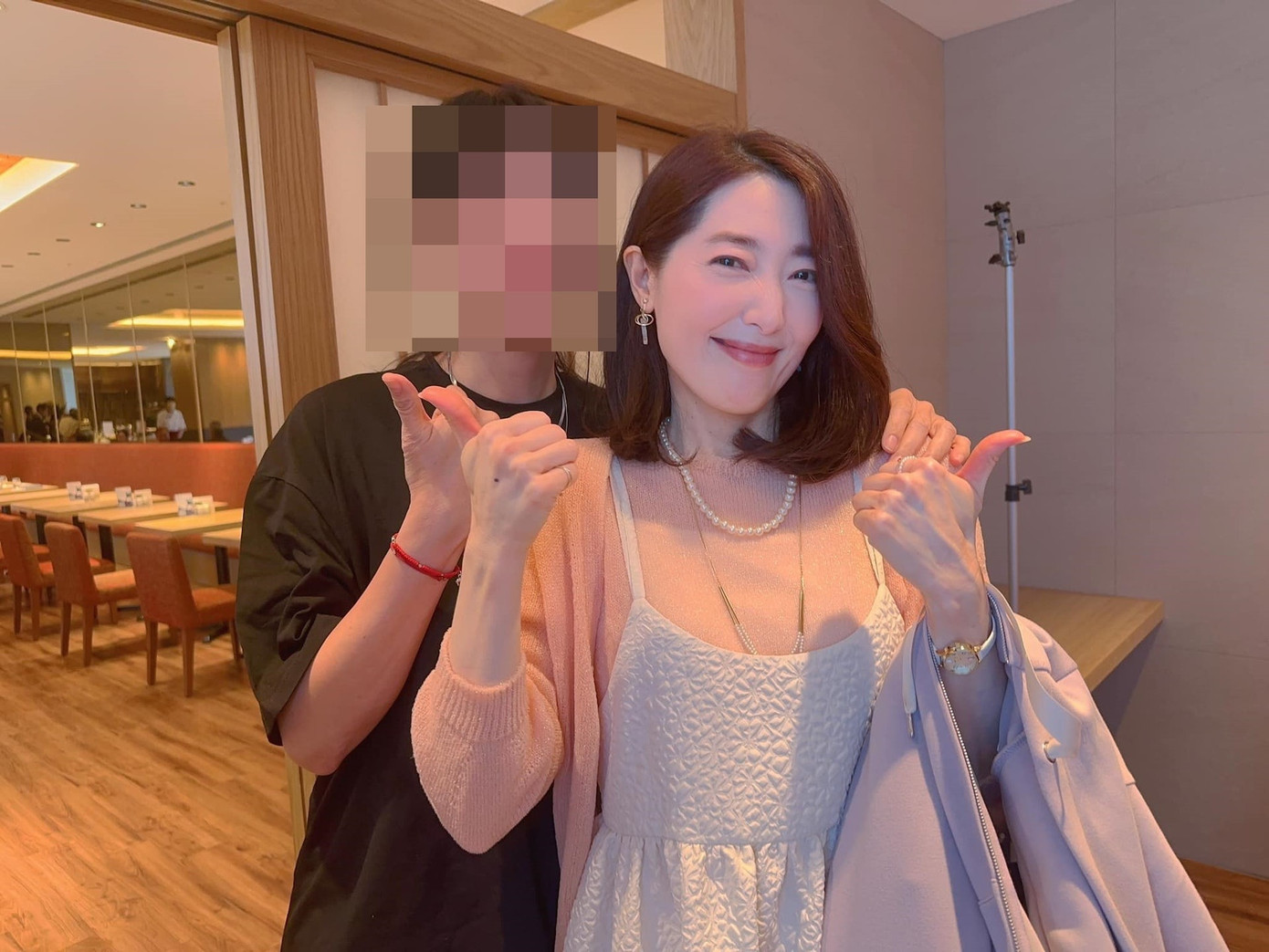 Dương Tư Mẫn vẫn xinh đẹp, ngọt ngào ở tuổi 47. Ảnh: Facebook. Dương Tư Mẫn vẫn xinh đẹp, ngọt ngào ở tuổi 47. Ảnh: Facebook.