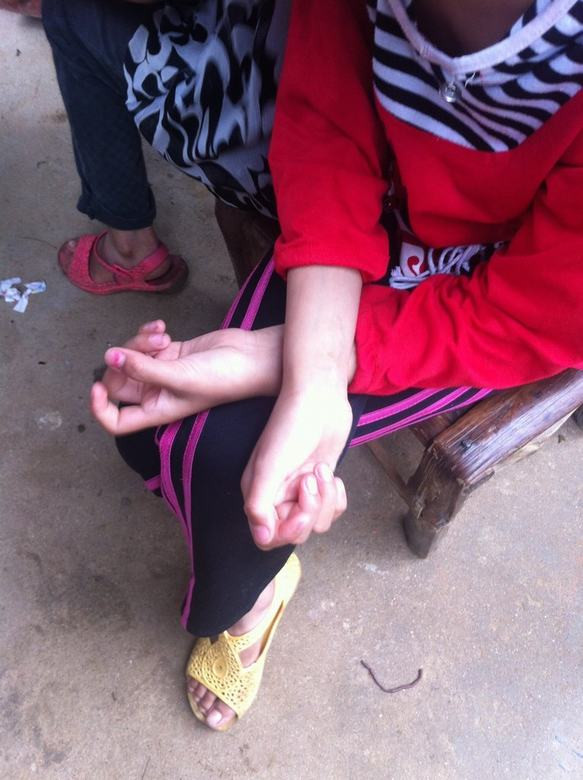 Một nữ sinh khác. Ảnh: Sina