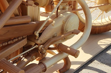 Chiêm ngưỡng chiếc mô tô bằng gỗ siêu độc ảnh 8