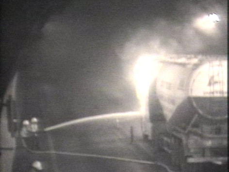 Ảnh vụ cháy do camera ghi lại