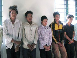 Băng cướp sa lưới