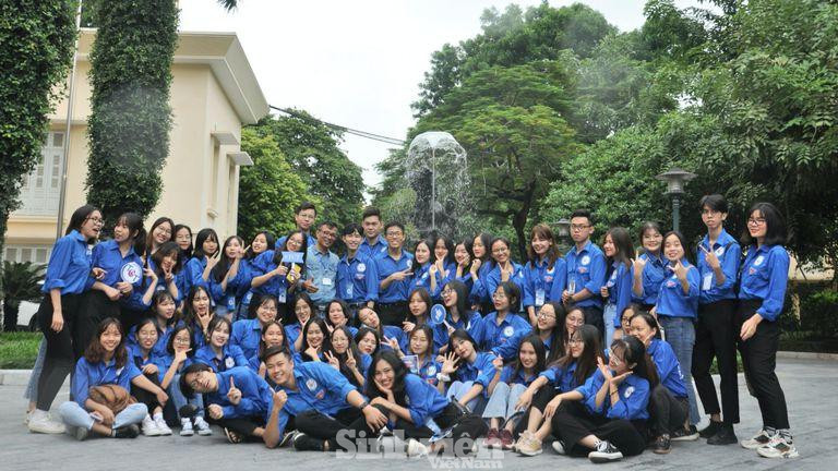 SV trường ĐH Thương mại SV trường ĐH Thương mại